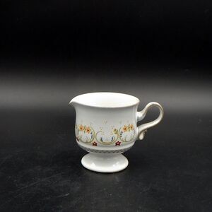 Denby Langley Avignon Footed Pedestal Creamer Jug 3-1/2 Inch England Stoneware